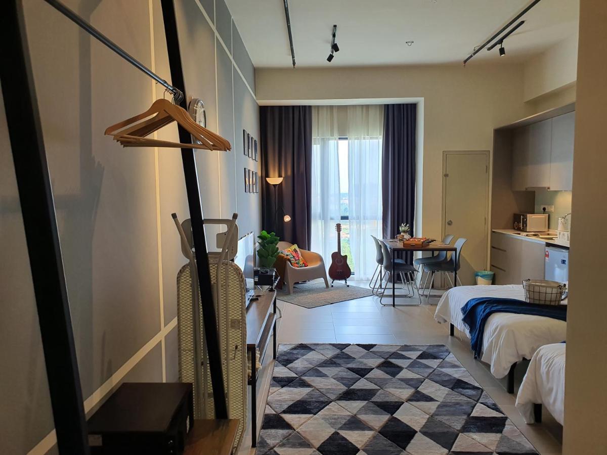 The Perfect Getaway @ Tamarind Suites, Netflix 300Mbps Cyberjaya Exterior foto